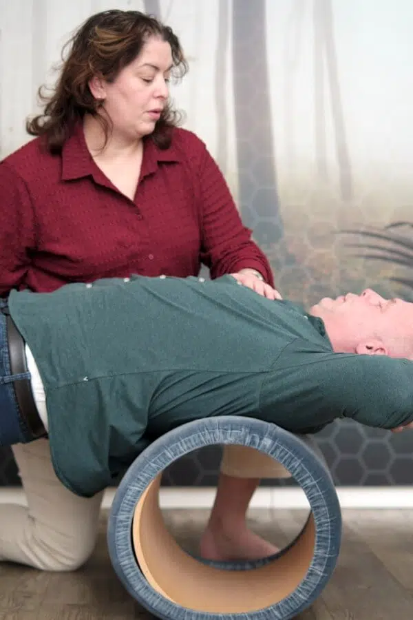 Mariska Mulder helpt je graag met lichaamsgerichte therapie helpt om patronen te herkennen en doorbreken.